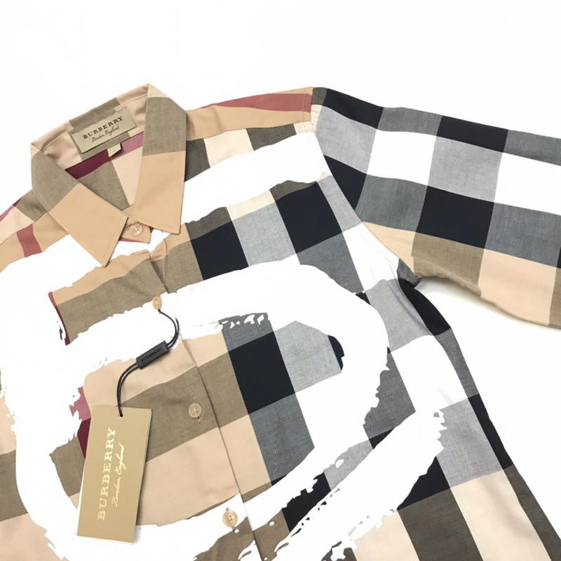 B**rry clothes