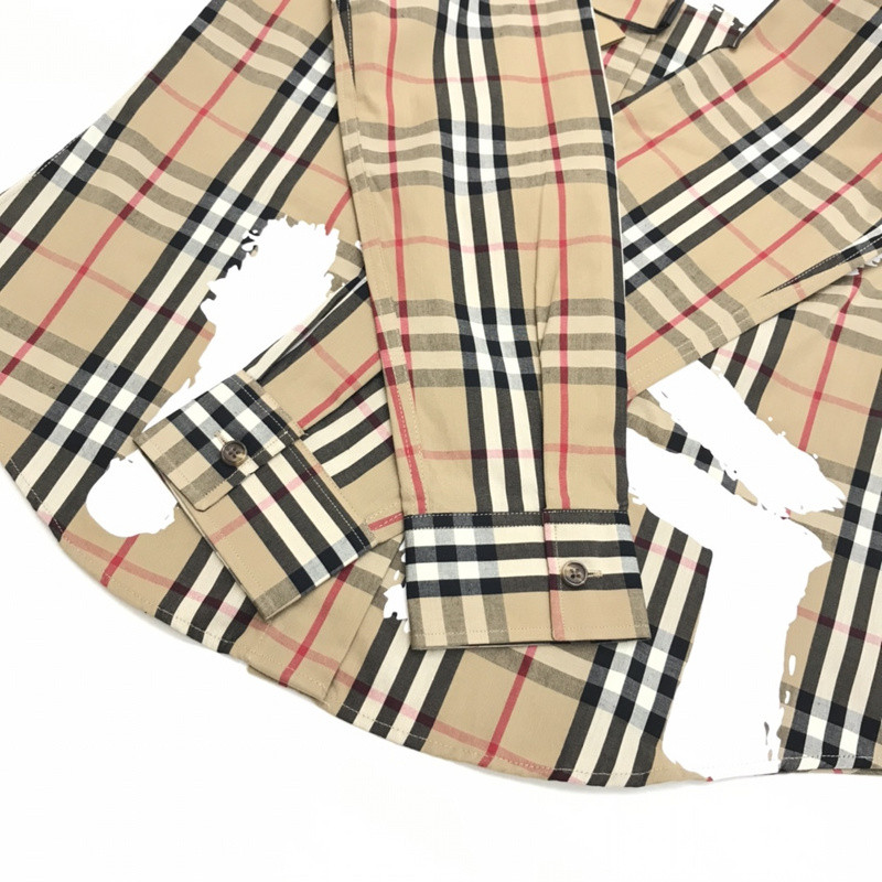 B**rry clothes