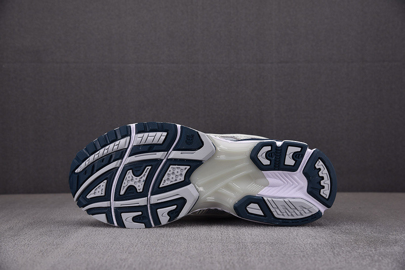 ASICS Gel Kayano 14 