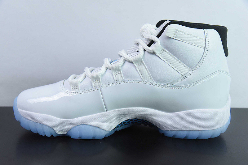 AIR JORDAN 11 “LEGEND BLUE” (COLUMBIA) CT8012-104