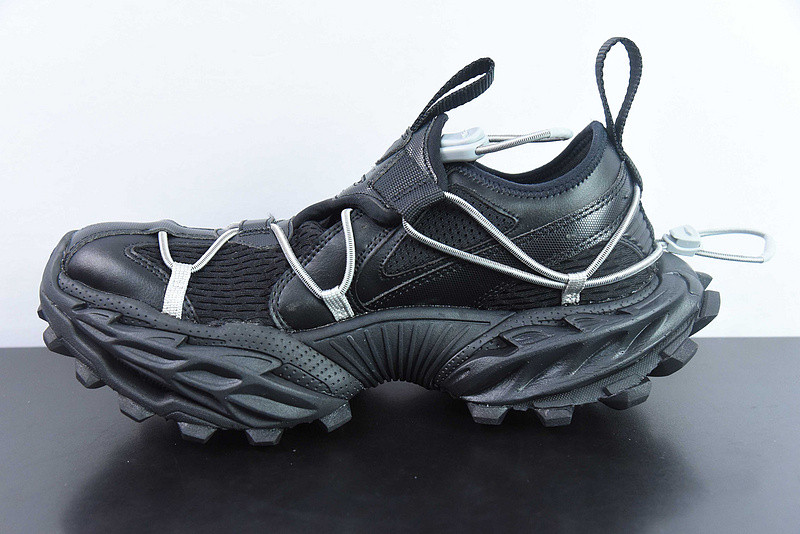 BC XL SNEAKERS