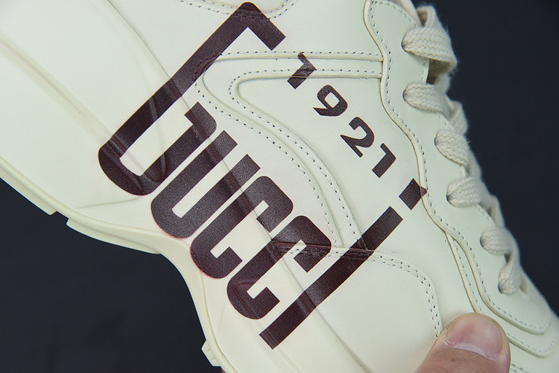 G*u*i rhyton sneaker