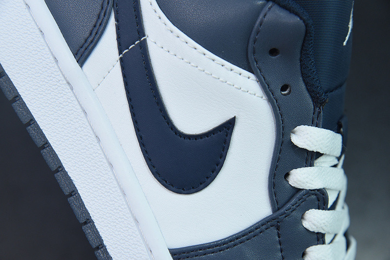 AIR JORDAN 1 LOW COVERED IN BLUE TONES 553558-414
