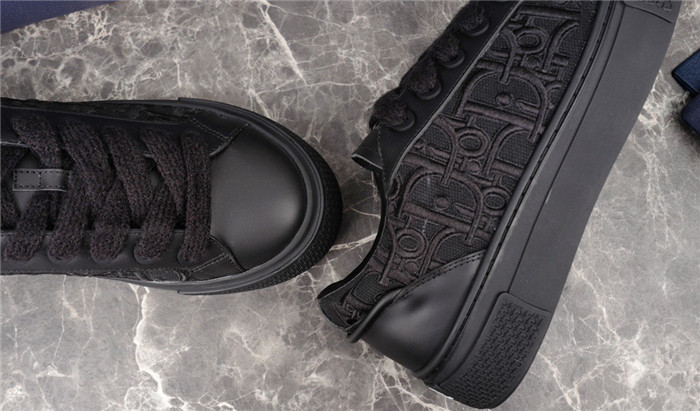 DIO* B33 SNEAKER