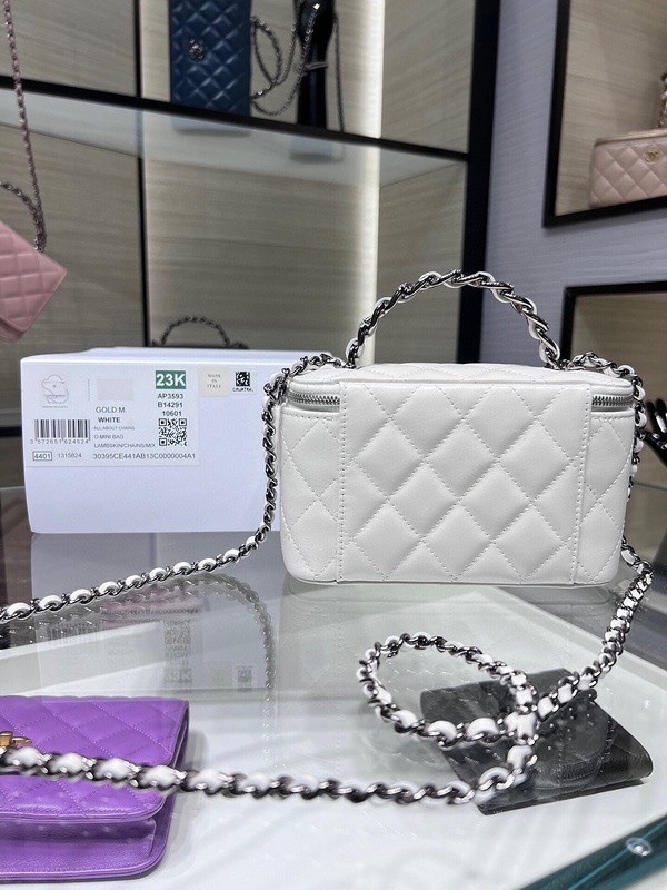 Ch*el purse