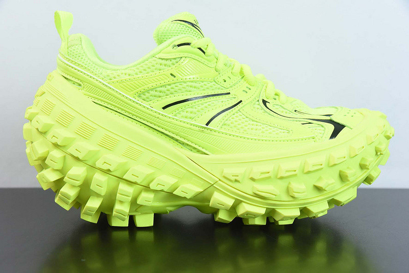 BC DEFENDER RUBBER PLATFORM SNEAKERS