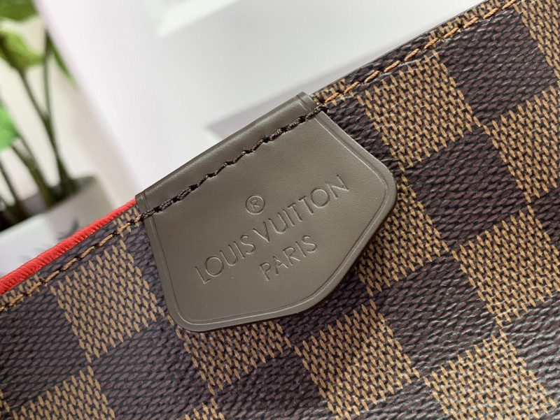 LVT PURSE