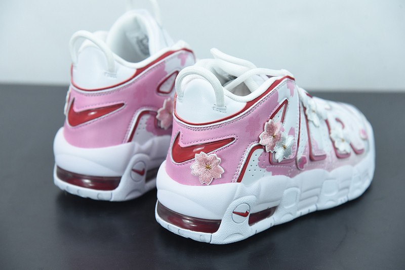 NIKE AIR MORE UPTEMPO 96 GS"WHITE/CHERRY BLOSSOMS