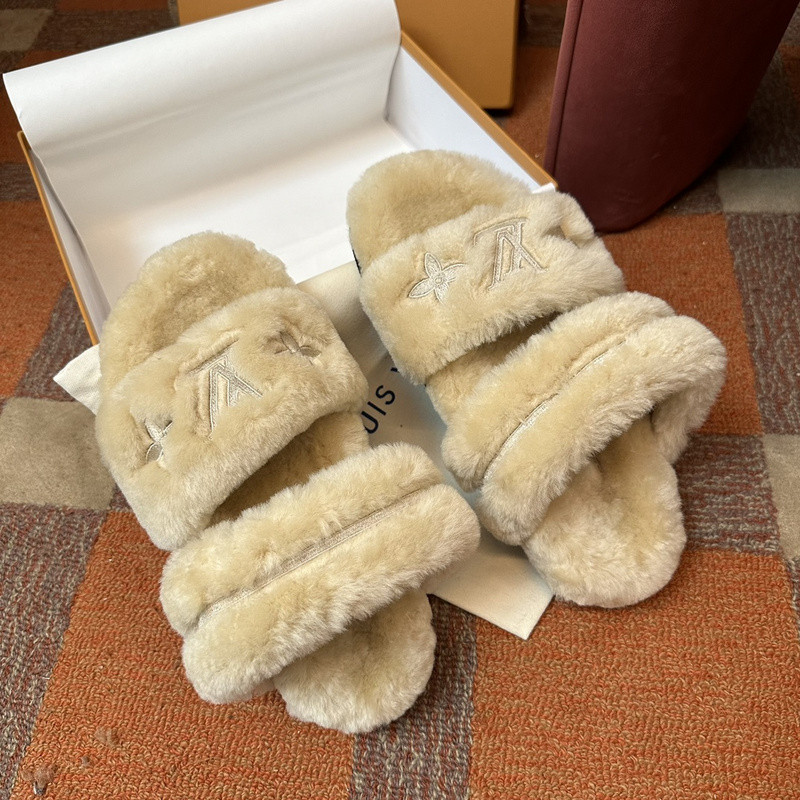 LVT SANDALS