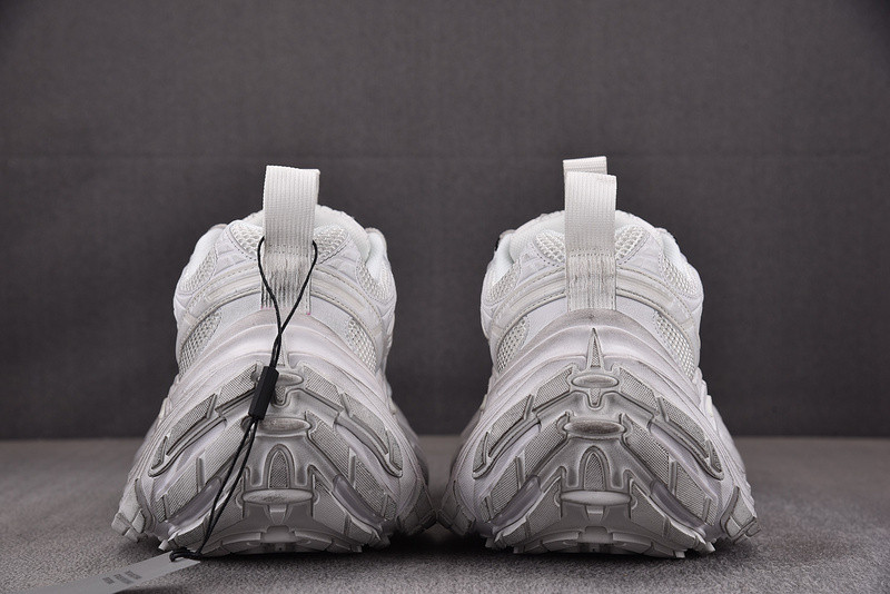 BC XL SNEAKERS