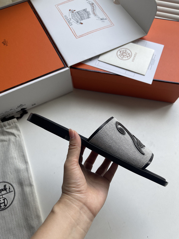 HERMES SLIDE