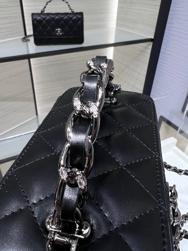 Ch*el purse
