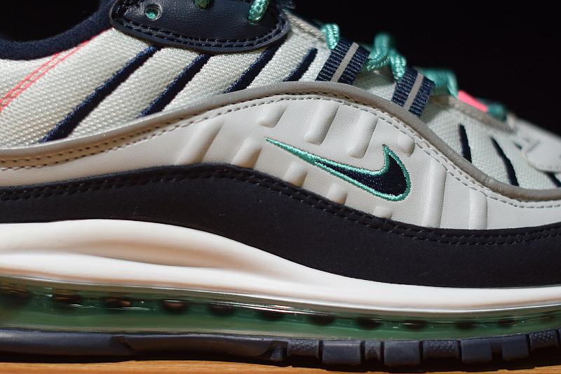 NIKE AIR MAX 98 