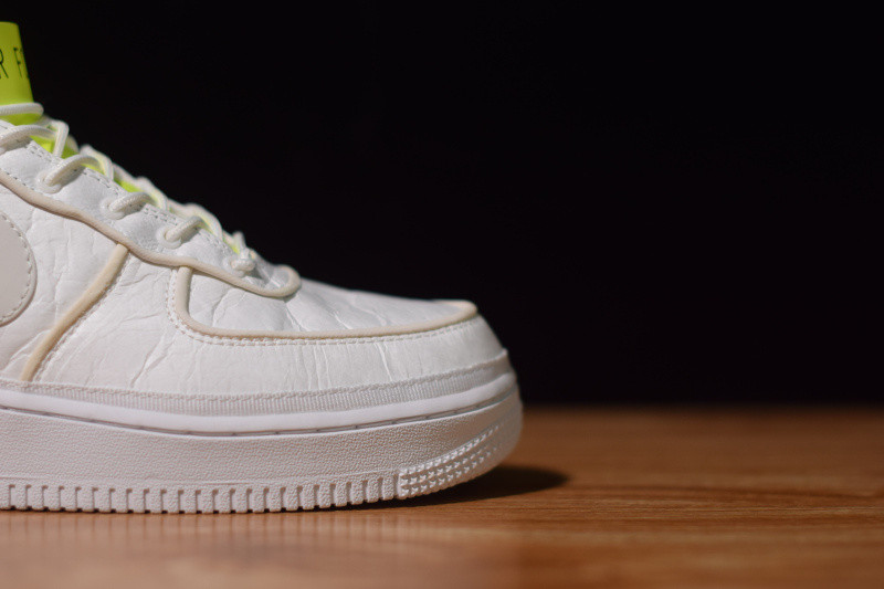 NIKE AIR FORCE 1 HIGH