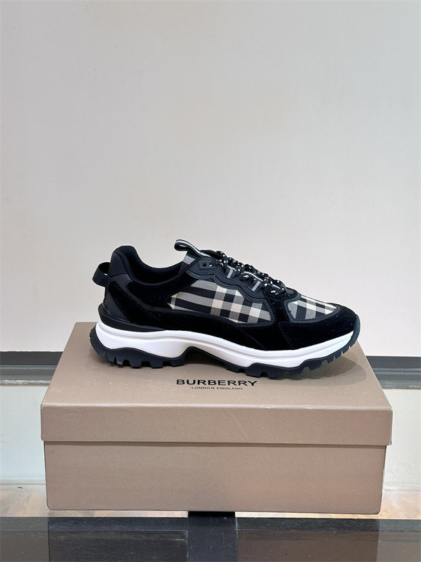 B**rry sneaker