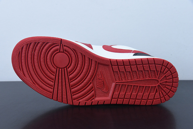 AIR JORDAN 1 LOW BULLS 553558-163