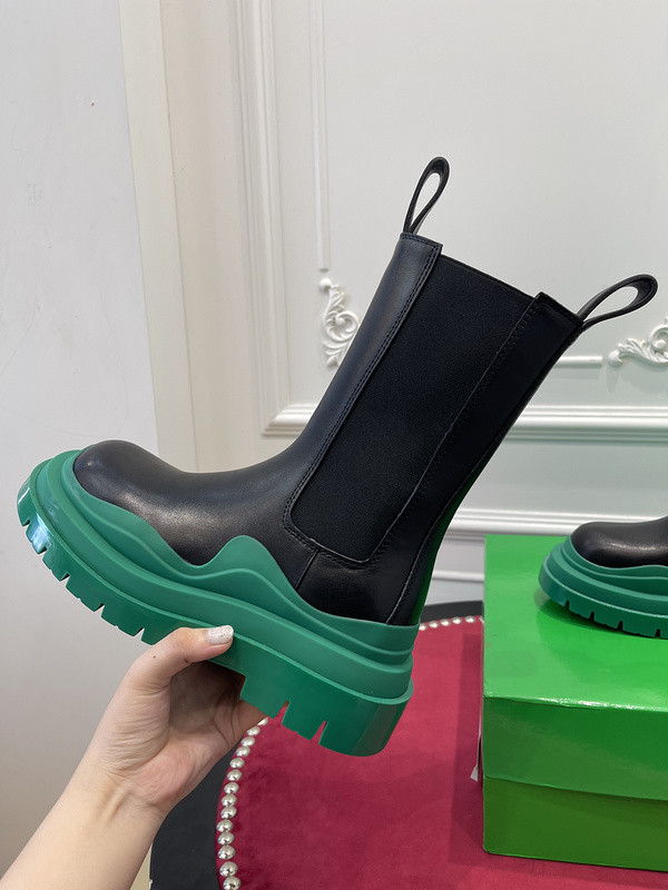 b0tte*a Ven*ta sneaker