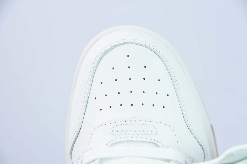 OF™ C/O VIRGIL ABLOH OUT OF OFFICE LOW-TOP LEATHER SNEAKERS ‘OOO“