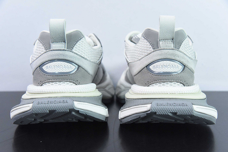 BC XL Sneakers