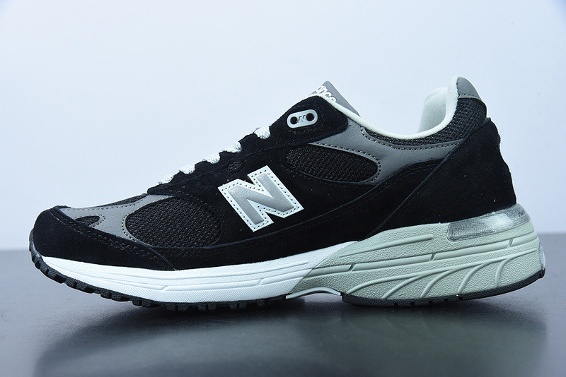 NEW BALANCE SNEAKER X09C3