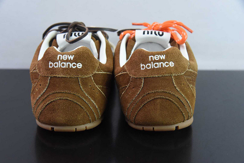 NEW BALANCE X MIUMIU SNEAKER