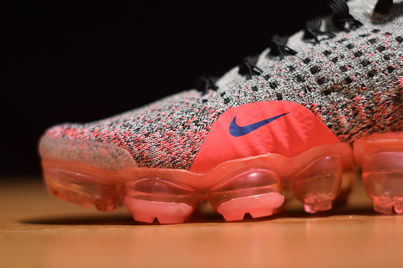 NIKE AIR VAPORMAX 2
