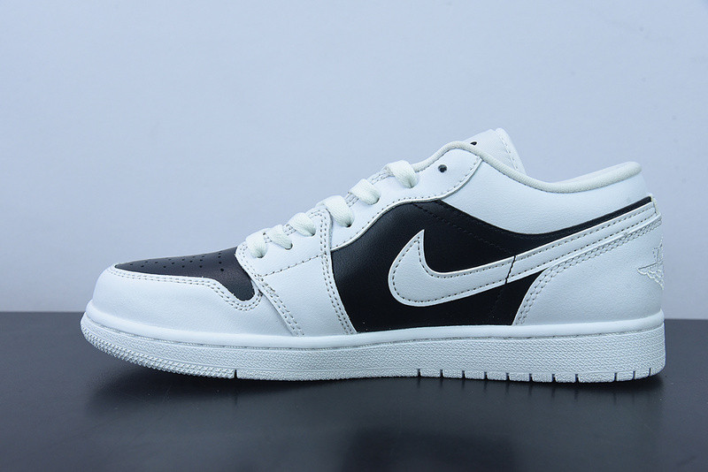WMNS AIR JORDAN 1 LOW 