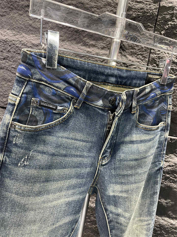 dg