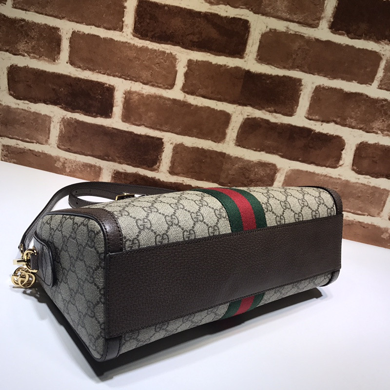 G*u*i shoulder bag