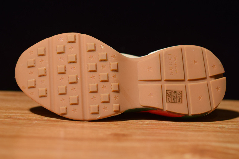 G*u*i rhyton sneaker