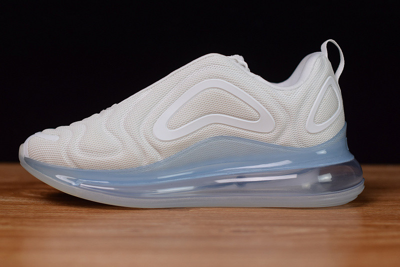 NIKE AIR MAX 720 