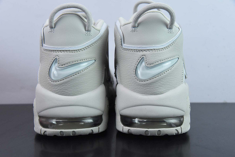NIKE AIR MORE UPTEMPO
