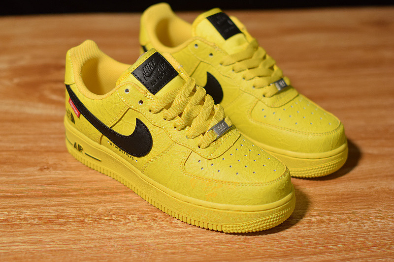 NIKE AIR FORCE 1 