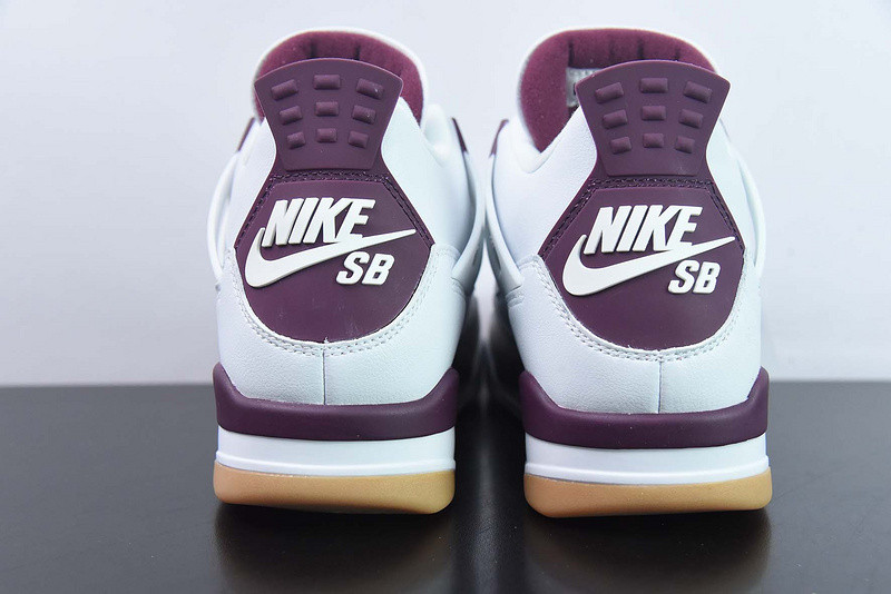 NIKE SB X AIR JORDAN 4 RETRO