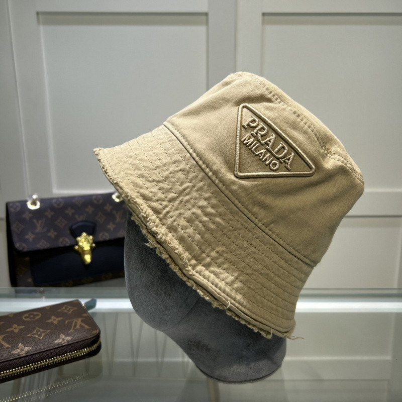 Pra*a hat
