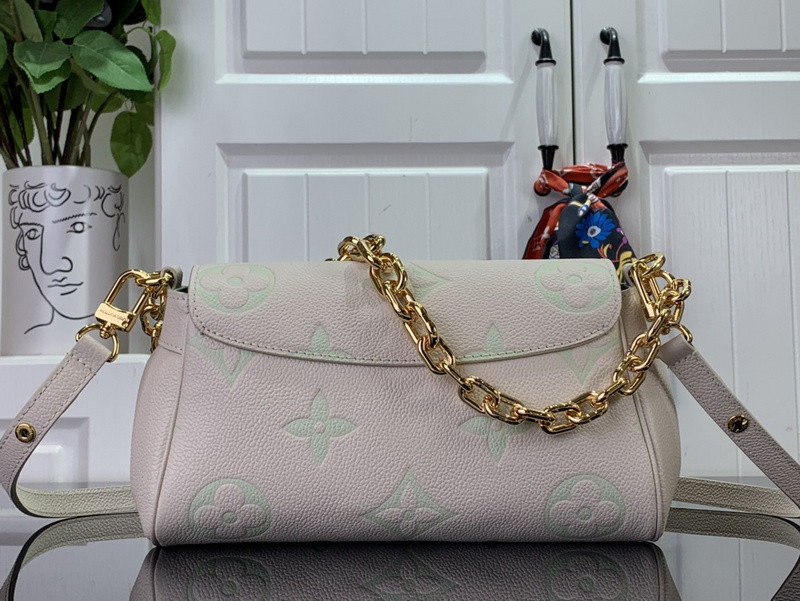 LVT PURSE