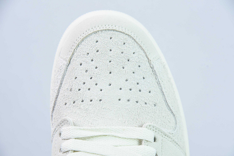 Air Jordan 1 Low SE Craft "Photon Dust/Grey" FQ3055-100