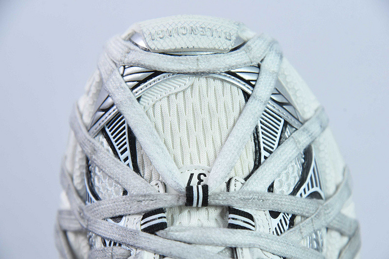 BC 3XL SNEAKER
