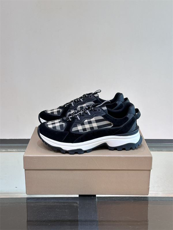B**rry sneaker