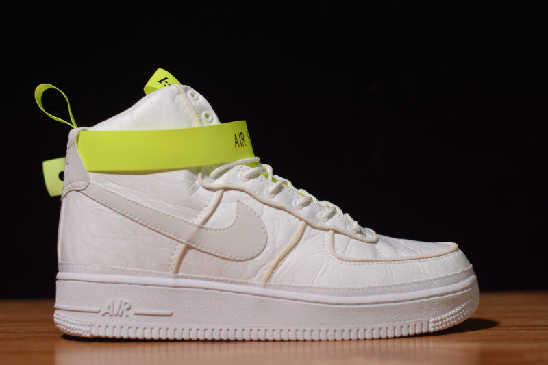 NIKE AIR FORCE 1 HIGH