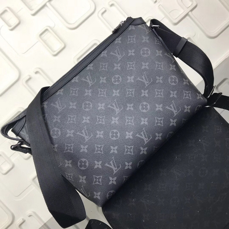 LVT PURSE