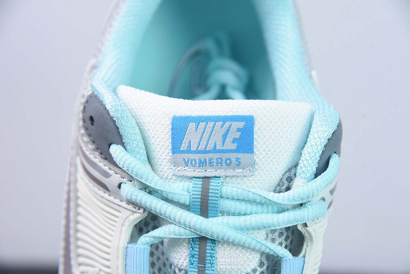 Nike Zoom Vomero 5