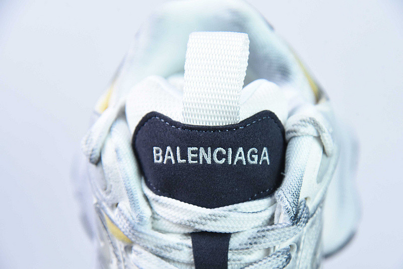 BC XL SNEAKERS