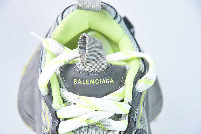 BC XL Sneakers