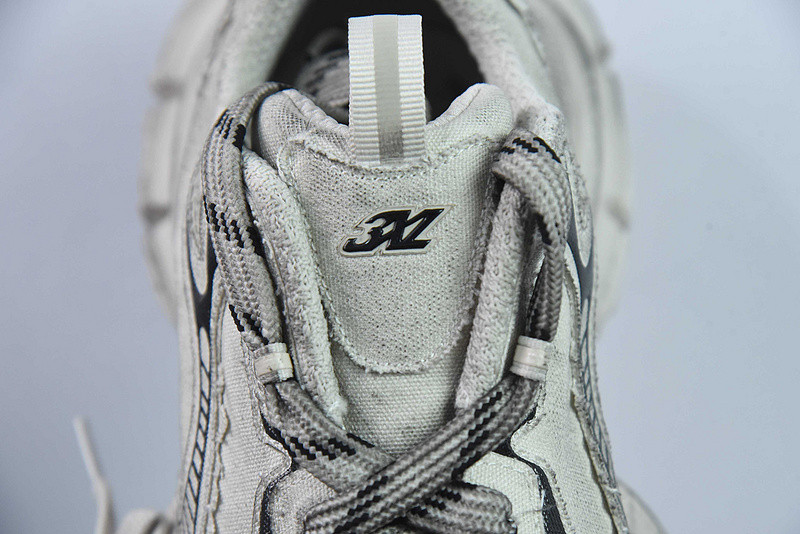 BC 3XL SNEAKER
