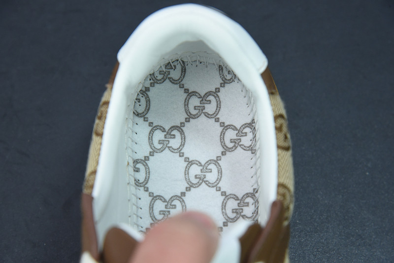 G*u*i sneaker