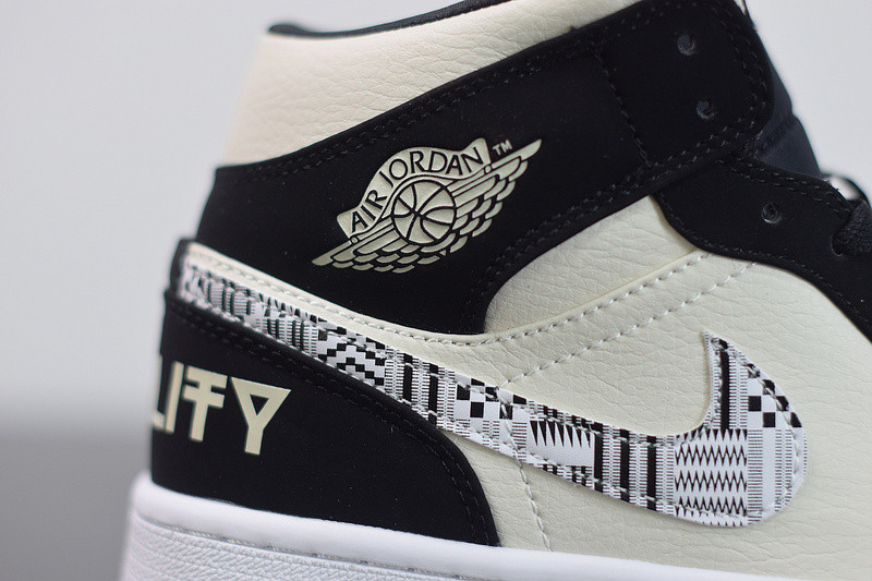 AIR JORDAN 1 MID EQUALITY 852542-010