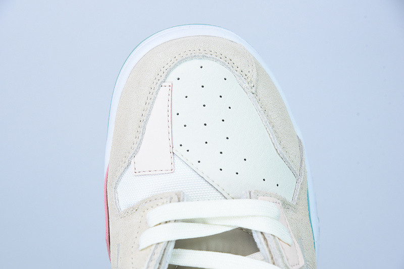 NIKE DUNK LOW SCRAP