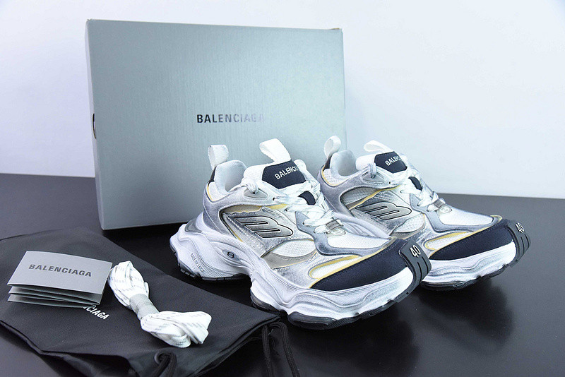 BC XL SNEAKERS