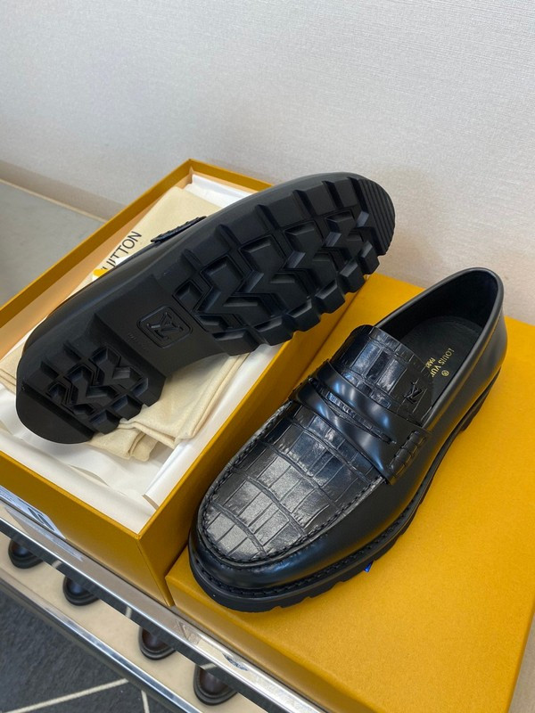 LVT shoes